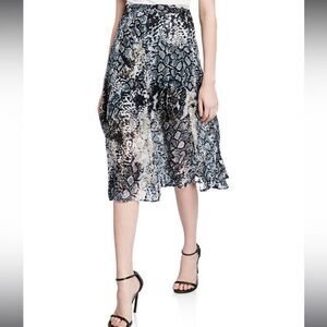 Alice + Olivia
Athena Python-Print Stretch Silk A-Line Midi Skirt